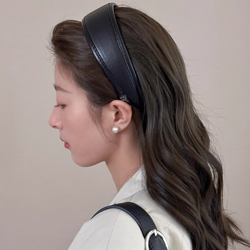 Fasce per capelli in pelle Fas - Leatherwork Pony recensione e prezzo