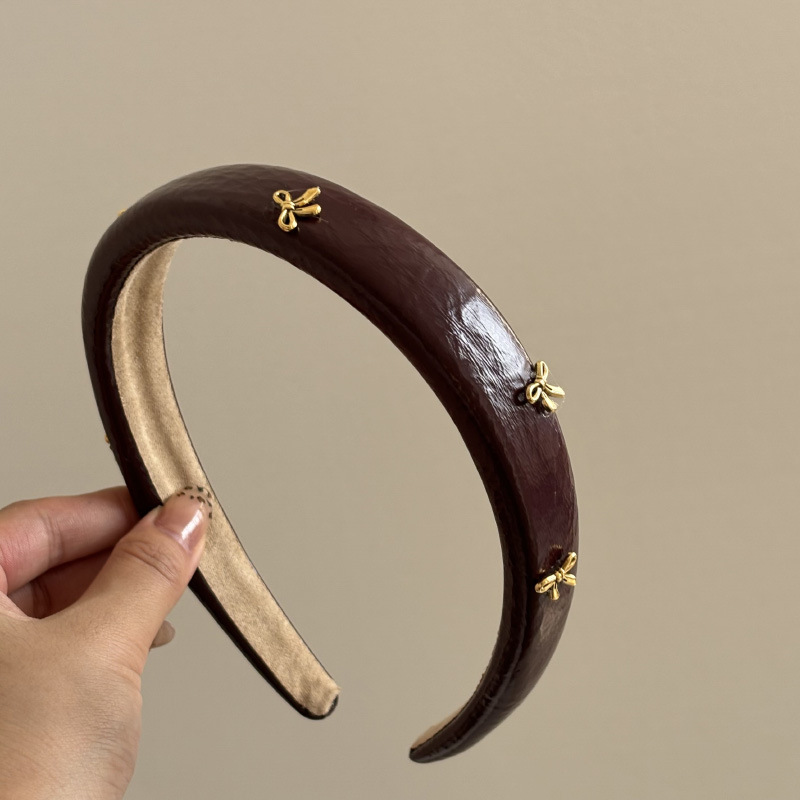 Atmosfera in pelle retrò con f - Leatherwork Pony recensione e prezzo